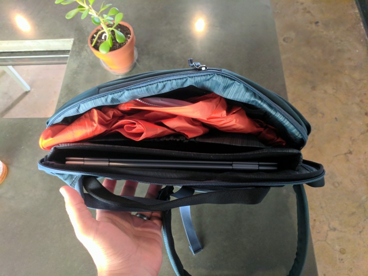 Arc'teryx Blade 6 review main compartment and laptop sleeve
