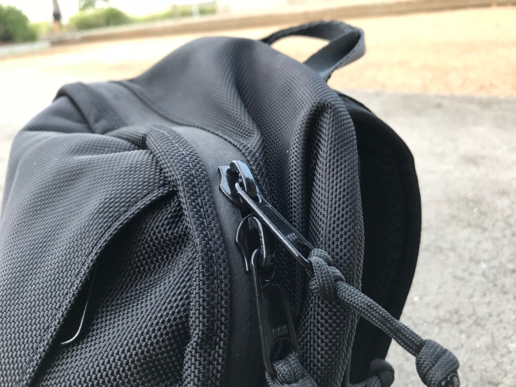 Arktype Dashpack Review Zippers
