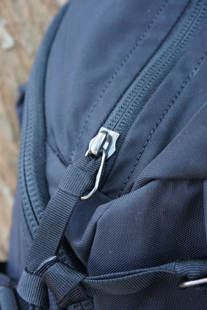 EVERGOODS MPL 30 Backpack Review zipper pull close up