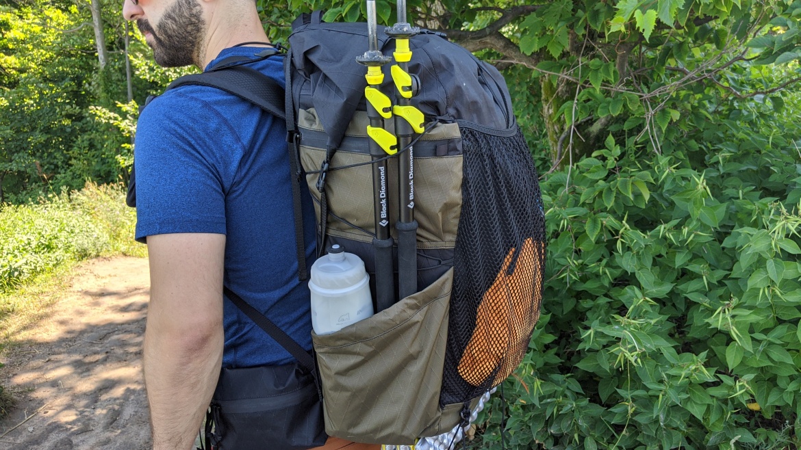 Superior Wilderness Designs Long Haul 50 Review on body side view torso length