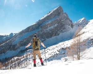 F-Stop Tilopa camera bag review hiking green alpine photography